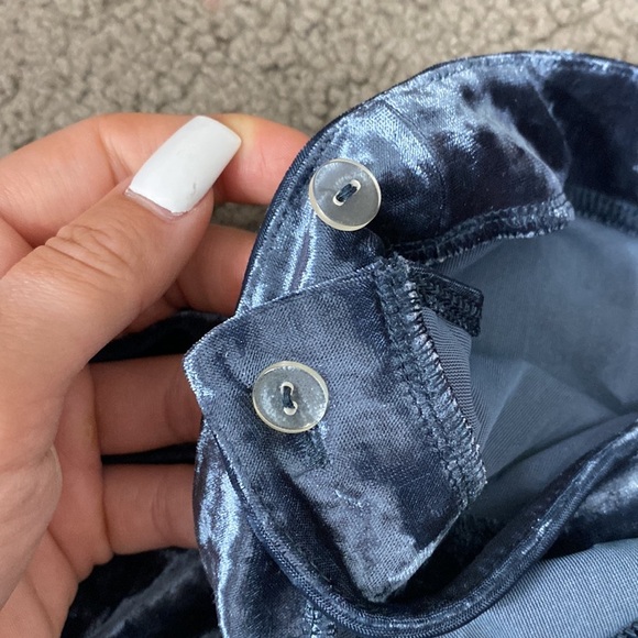 American eagle velvet tie wrap skirt - Picture 3 of 4